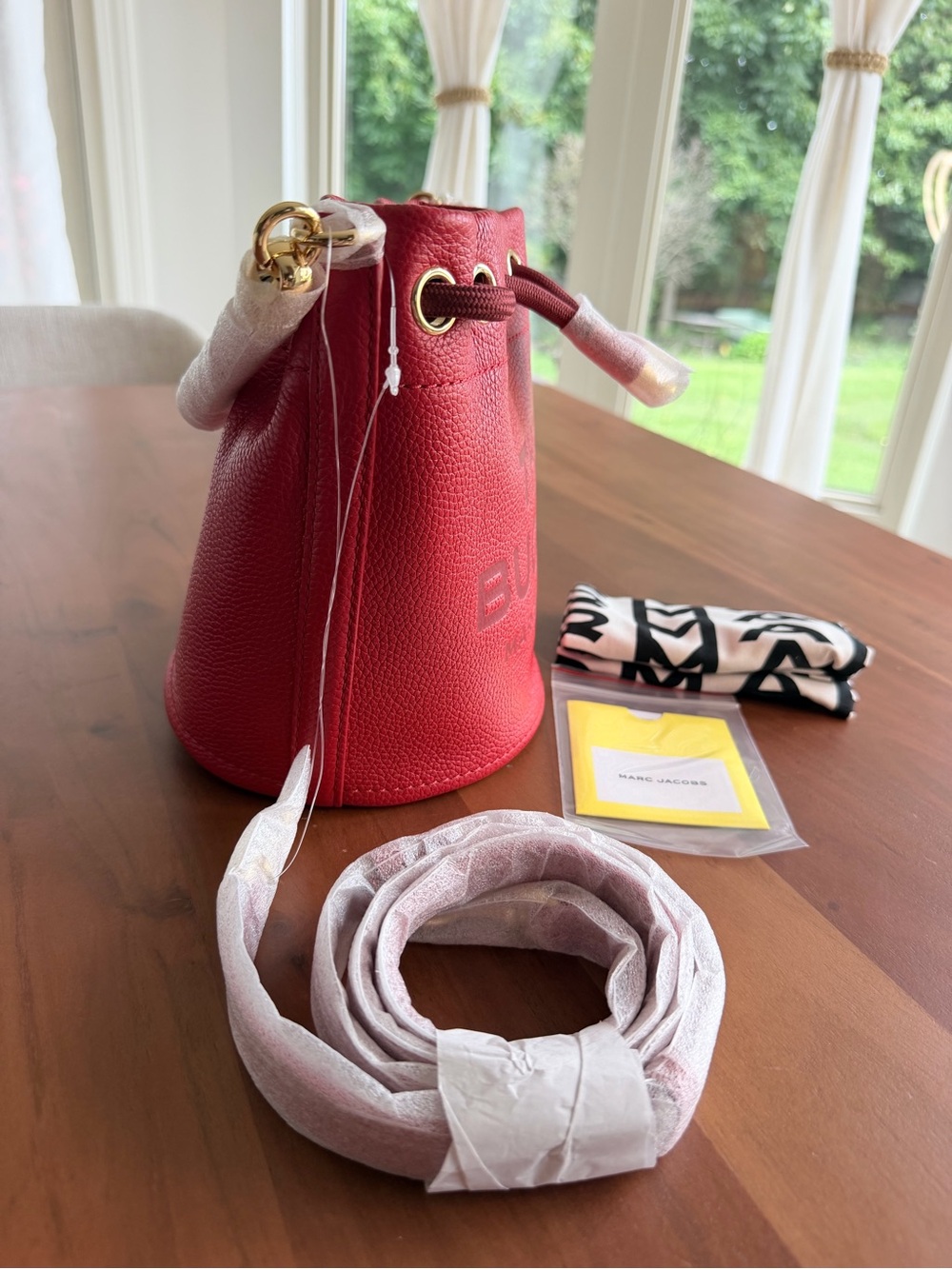 ❤️ NWT Marc Jacobs The Bucket Bag True Red Full Grain Leather • $395 MSRP - Picture 13 of 15